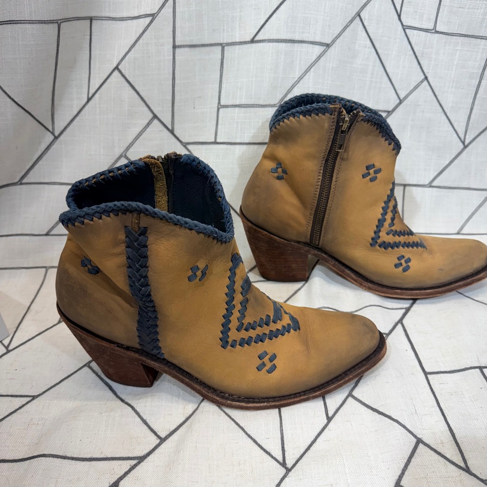 Liberty Black Ankle Boots 10.5 Tan Leather Blue‎ Whipstitch Western Booties Boho